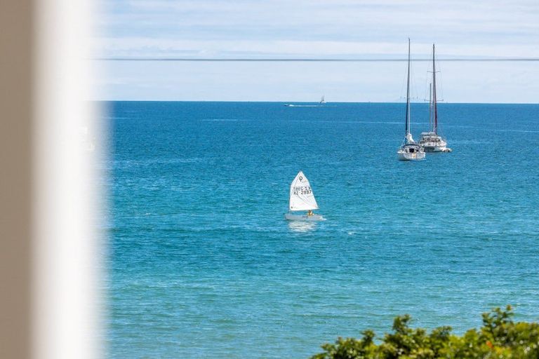 Photo of property in 16 Beach Parade, Oneroa, Waiheke Island, 1081