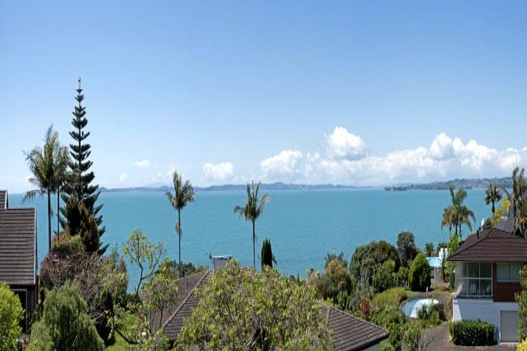 Photo of property in 16a Burford Place, Mellons Bay, Auckland, 2014
