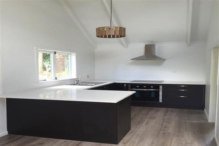 Photo of property in 1/24 Halder Place, Torbay, Auckland, 0632