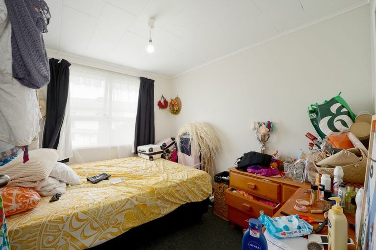 Photo of property in 52 Robertson Road, Favona, Auckland, 2024