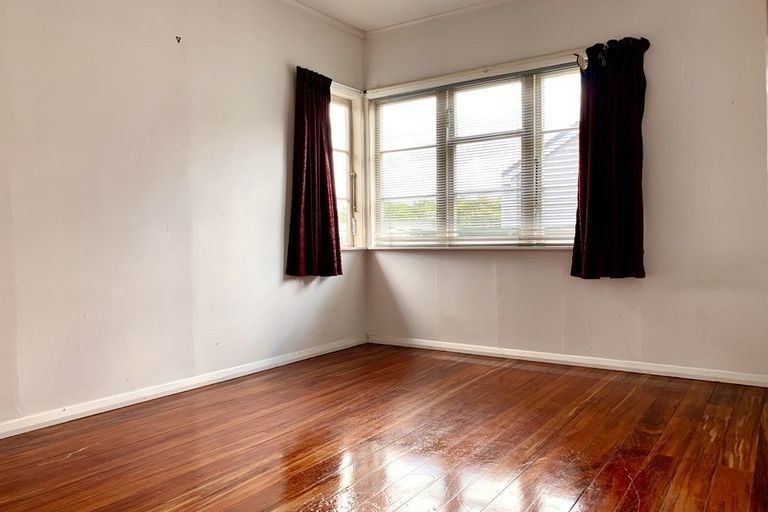 Photo of property in 50 Claude Street, Fairfield, Hamilton, 3214