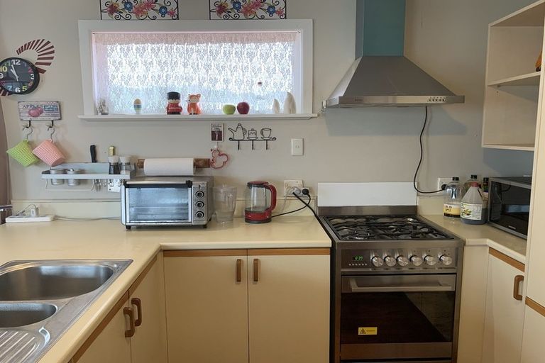 Photo of property in 3 Maple Grove, Maungaraki, Lower Hutt, 5010