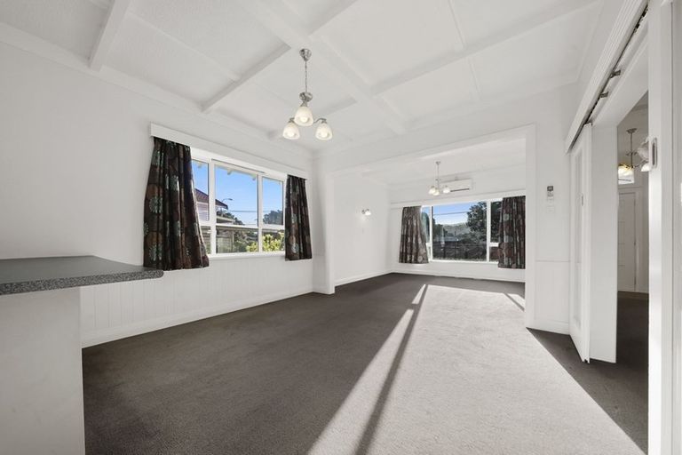 Photo of property in 70 Para Street, Miramar, Wellington, 6022