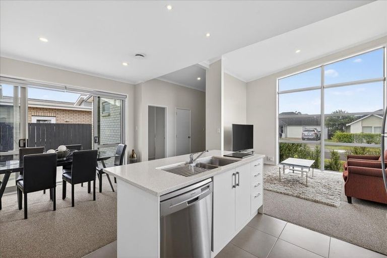 Photo of property in 1 Lanyard Street, Pyes Pa, Tauranga, 3112