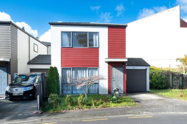 Photo of property in 11 Rakich Place, Henderson, Auckland, 0612
