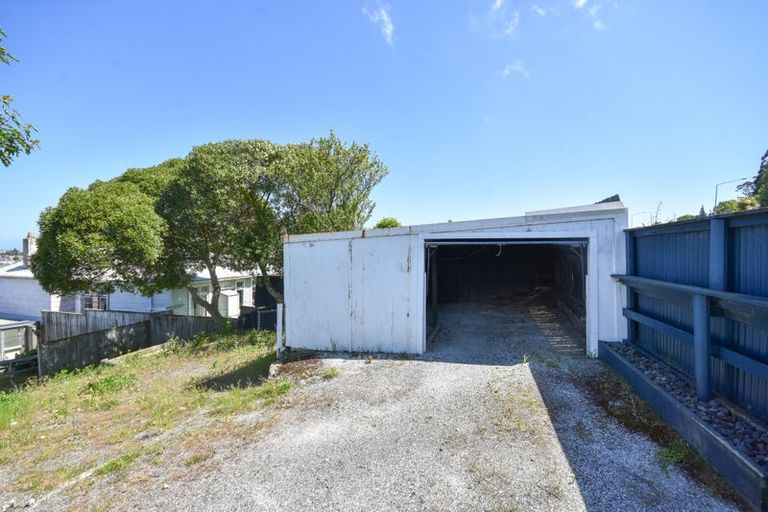 Photo of property in 176 South Road, Caversham, Dunedin, 9012