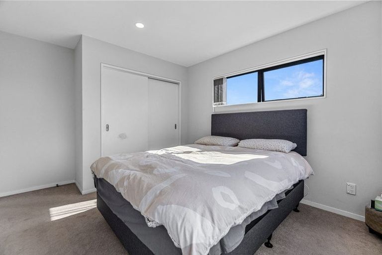 Photo of property in 80a Moire Road, Massey, Auckland, 0614