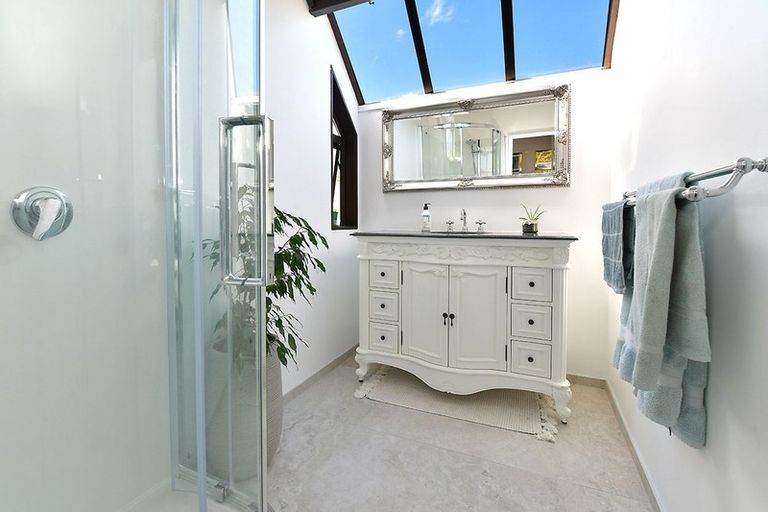 Photo of property in 48 Laurence Street, Manly, Whangaparaoa, 0930