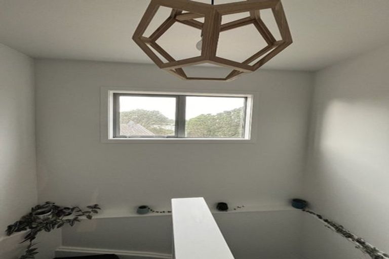 Photo of property in 52 Herewini Street, Titahi Bay, Porirua, 5022