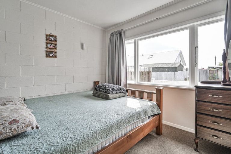 Photo of property in 2/204a Park Road South, Akina, Hastings, 4122