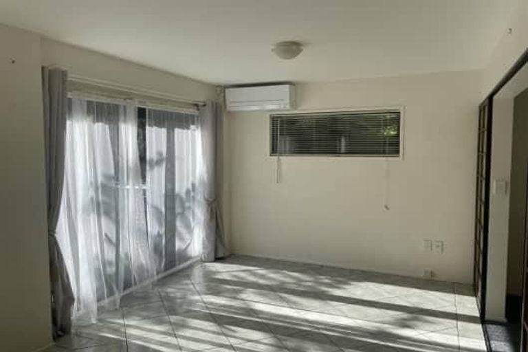 Photo of property in 159 Vaughans Road, Okura, Albany, 0792