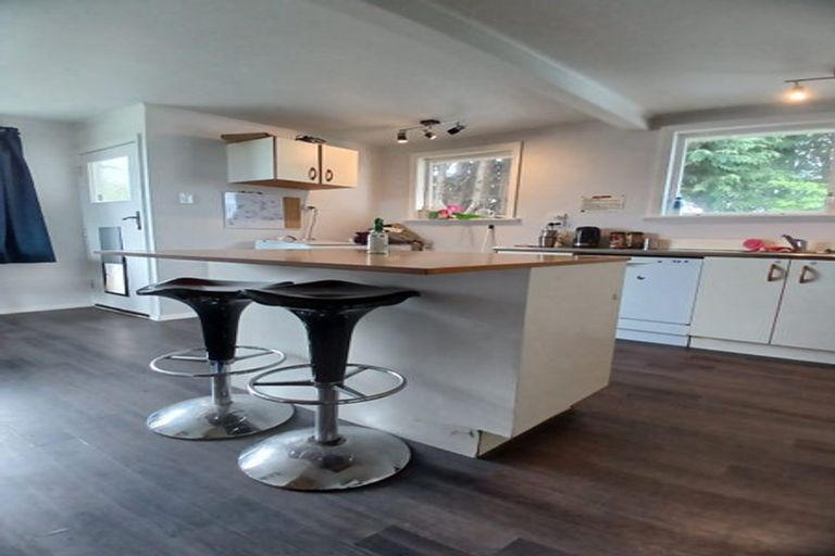 Photo of property in 24 Mahoe Street, Levin, 5510