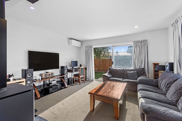 Photo of property in 1/11a Lenton Street, Aranui, Christchurch, 8061