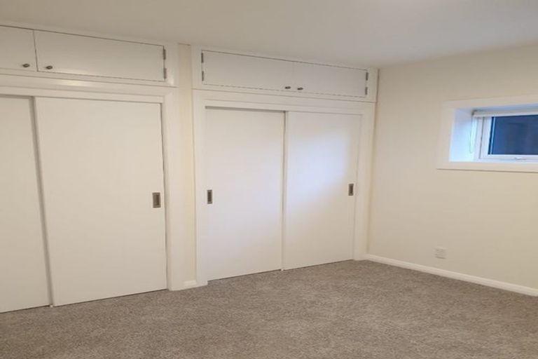 Photo of property in 111 Grant Road, Thorndon, Wellington, 6011