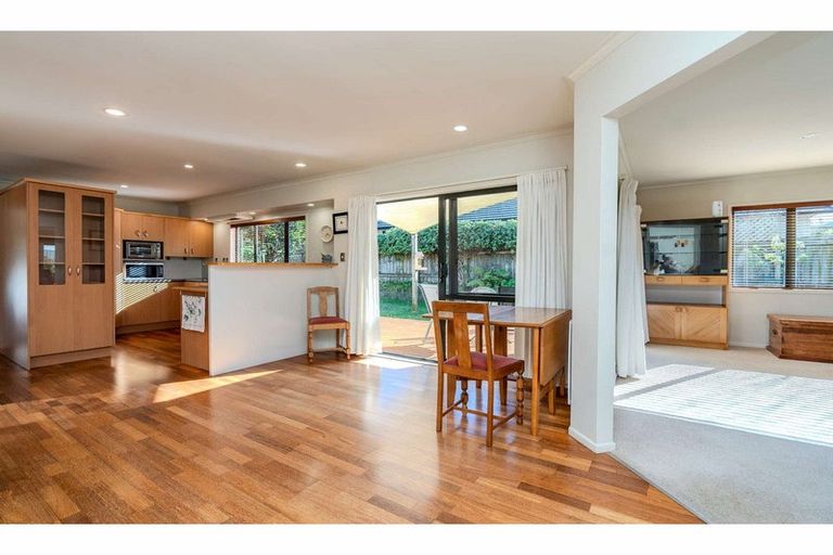 Photo of property in 21a Oakridge Drive, Kerikeri, 0230