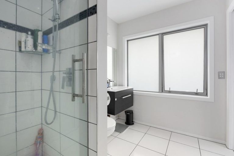 Photo of property in 21 Cosgrove Rise, Riverstone Terraces, Upper Hutt, 5018