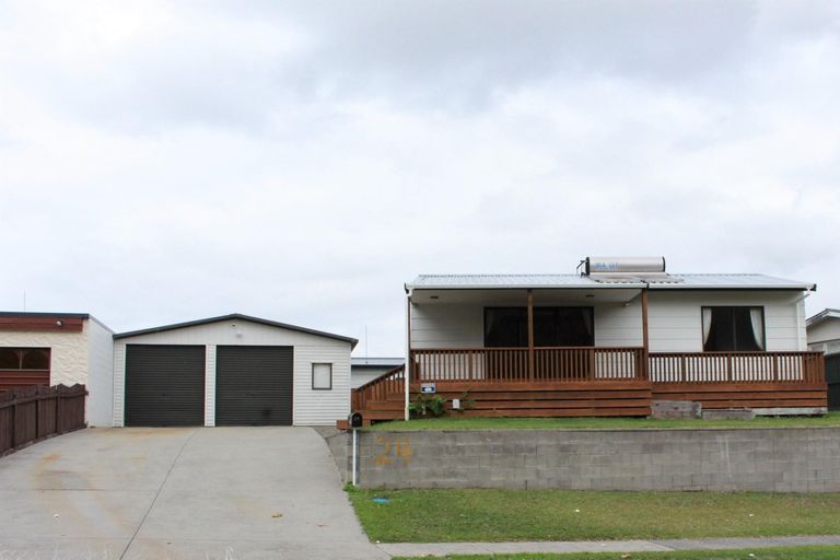 Photo of property in 24 Waipa Esplanade, Ngaruawahia, 3720