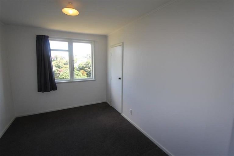 Photo of property in 46 Hereford Street, Cannons Creek, Porirua, 5024