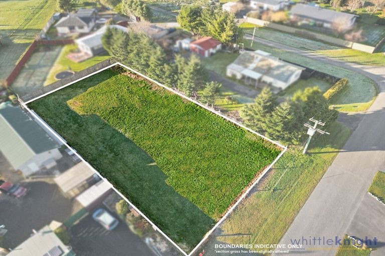 Photo of property in 14 Gift Street, Coalgate, 7673