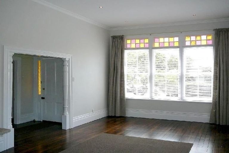 Photo of property in 21 Mozeley Avenue, Devonport, Auckland, 0624