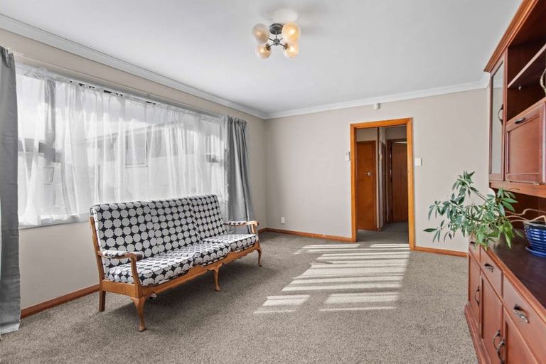 Photo of property in 32 Gloucester Street, Takaro, Palmerston North, 4412