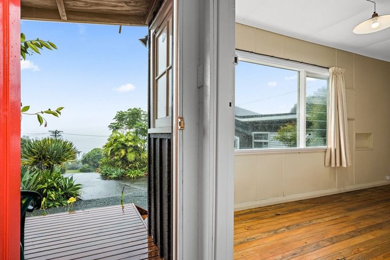 Photo of property in 19 Spray Crescent, Leigh, 0985