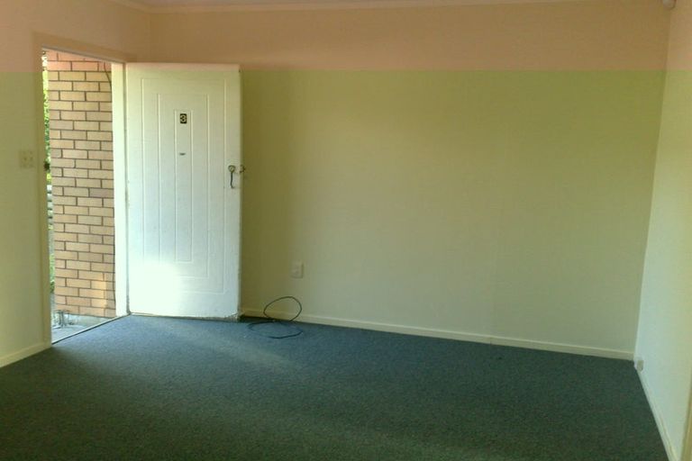 Photo of property in 3/81 Seabrook Avenue, New Lynn, Auckland, 0600