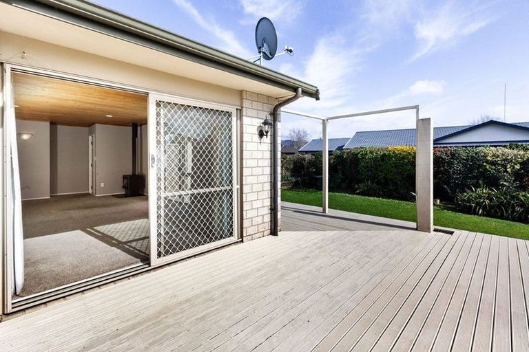 Photo of property in 13 Grosvenor Place, Katikati, 3129