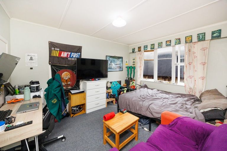 Photo of property in 19 Epsom Road, Hokowhitu, Palmerston North, 4410