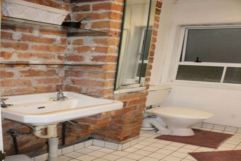 Photo of property in 2/25 Commercial Road, Grey Lynn, Auckland, 1021