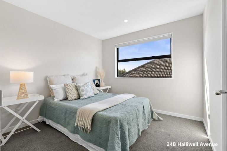 Photo of property in 24a Halliwell Avenue, Papanui, Christchurch, 8052