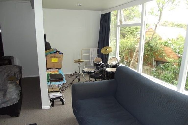 Photo of property in 13a Ribblesdale Road, Henderson, Auckland, 0612