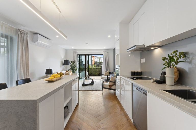 Photo of property in 5 Walter Merton Road, Hobsonville, Auckland, 0616