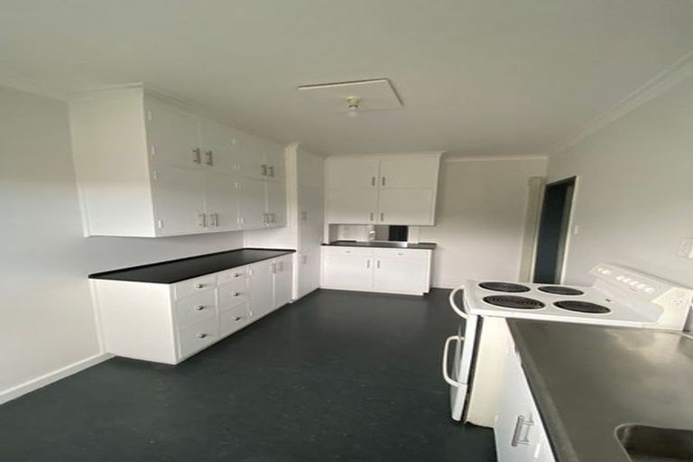 Photo of property in 229 Featherston Street, Palmerston North, 4410