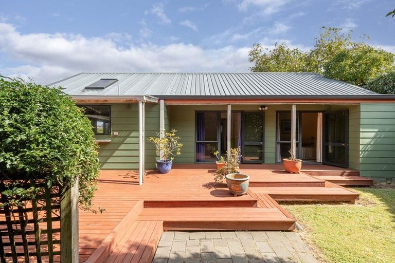 Photo of property in 116b Harbour View Road, Omokoroa, 3114