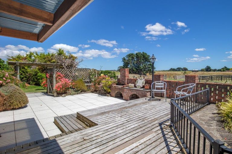 Photo of property in 563 Koputaroa Road, Koputaroa, Levin, 5575