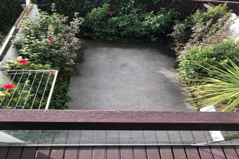 Photo of property in 2/33 Newbridge Place, Ilam, Christchurch, 8041