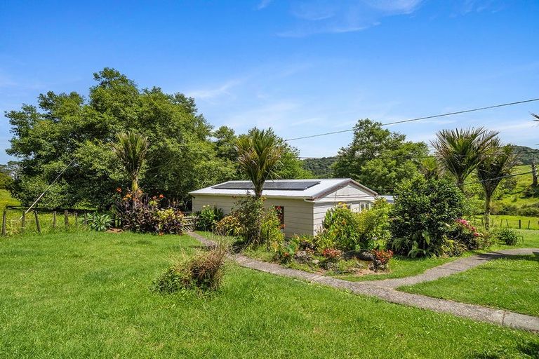 Photo of property in 32 Smith Road, Matakana, Warkworth, 0985