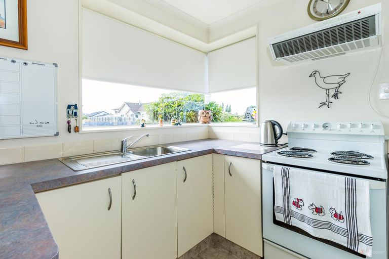 Photo of property in 1/23 Preston Street, West End, Timaru, 7910