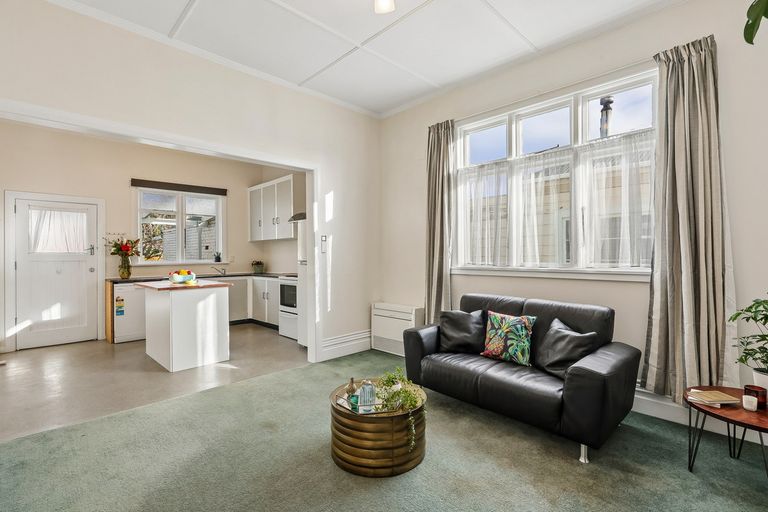 Photo of property in 49 Richmond Street, Forbury, Dunedin, 9012