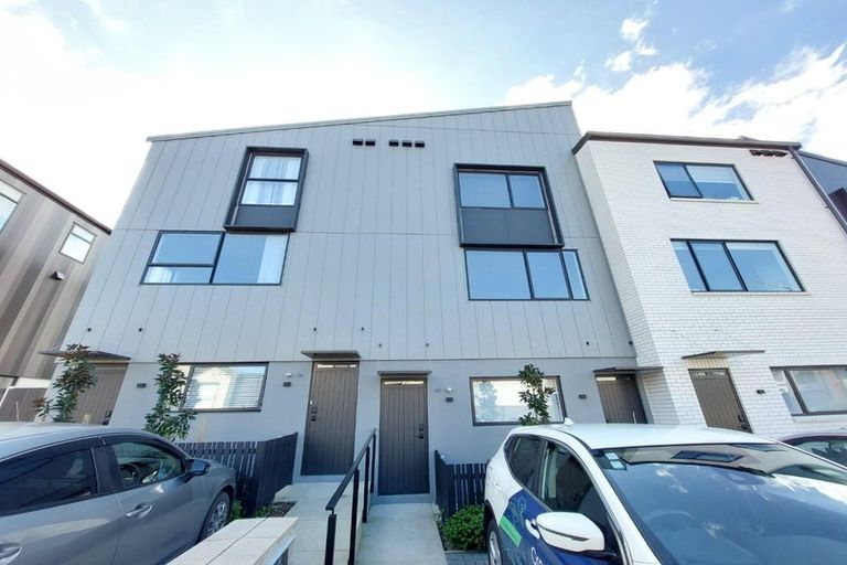 Photo of property in 10/4 Matimati Place, Hobsonville, Auckland, 0616