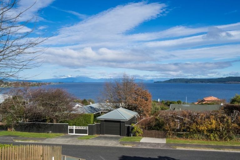 Photo of property in 42a Ngauruhoe Street, Hilltop, Taupo, 3330