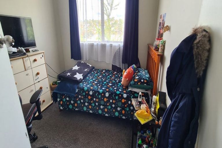 Photo of property in 1/54 Brunner Road, Glen Eden, Auckland, 0602