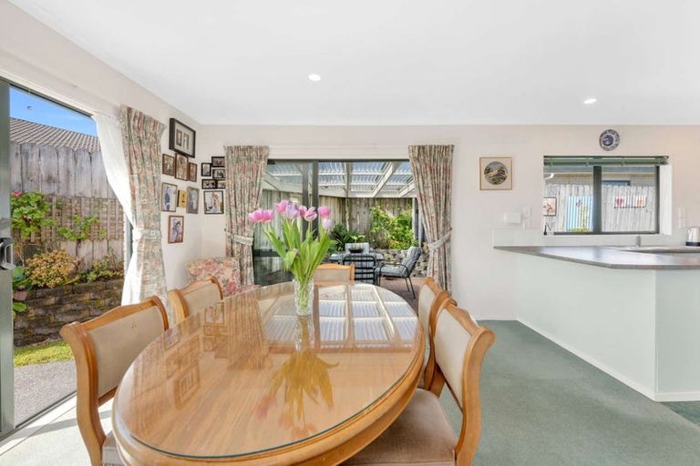 Photo of property in 19 Limerick Place, Dannemora, Auckland, 2016