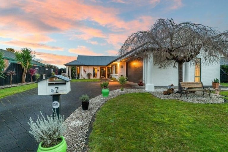 Photo of property in 7 Drake Place, Fairview Downs, Hamilton, 3214