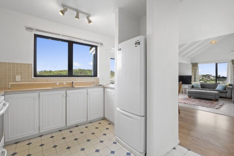 Photo of property in 84 Mercury Way, Whitby, Porirua, 5024