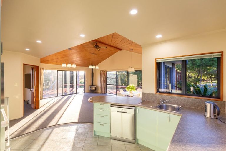 Photo of property in 70 Forest View Road, Te Kamo, Kamo, 0185