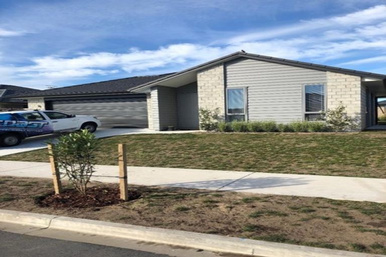 Photo of property in 12 Wahaika Way, Papamoa Beach, Papamoa, 3118