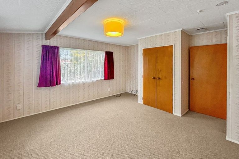 Photo of property in 17 Epping Place, Richmond Heights, Taupo, 3330