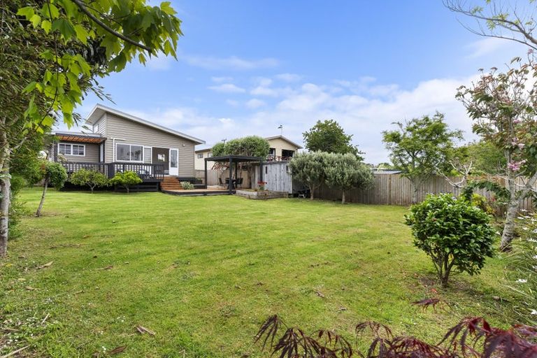 Photo of property in 64 Beach Haven Road, Beach Haven, Auckland, 0626